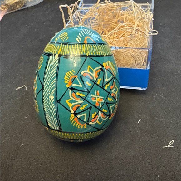 Handcrafted Blue Wood Rabbit Easter Egg Called Pysanda - Picture 5 of 8